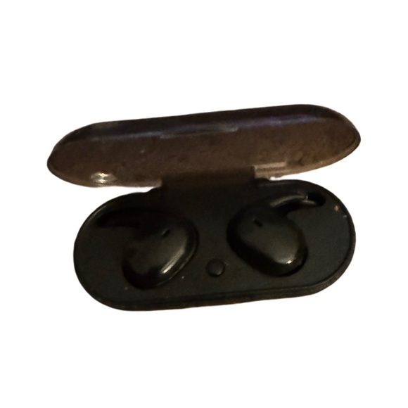 Black Wireless TWS (True Wireless Stereo) earbuds in charging case with Charger - Picture 2 of 4